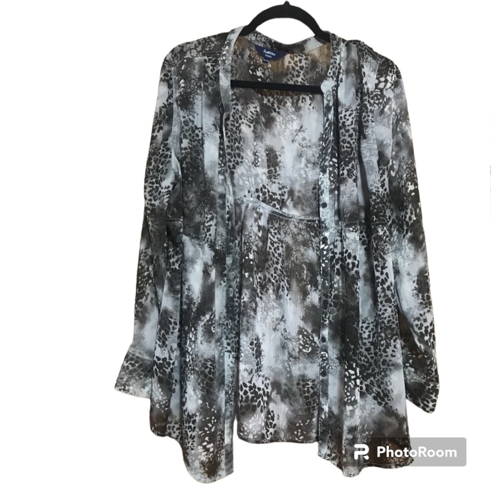 Black and grey button up shirt